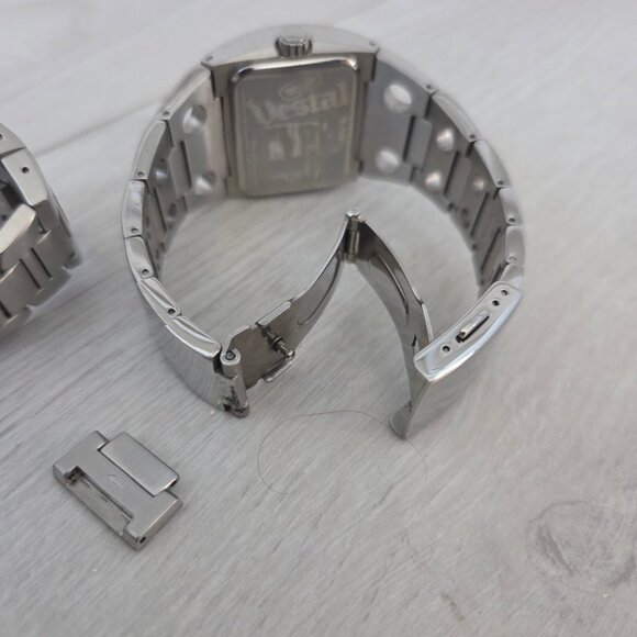 SET OF 2 Vestal Destroyer Vestal Motorhead Analog Watch Womens Silver Wristwatch - Picture 11 of 16